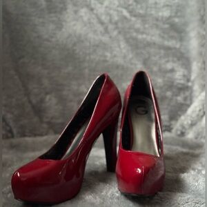 G by Guess Women's Red Platform Heels / Thick Heel/ Size 9.5 M US